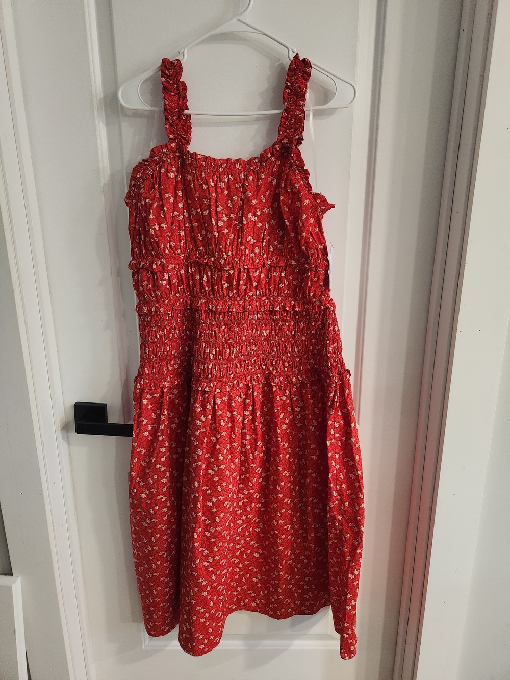 Women's Sleeveless Smocked Dress Rustic Red Floral Size L (12-14) NWT